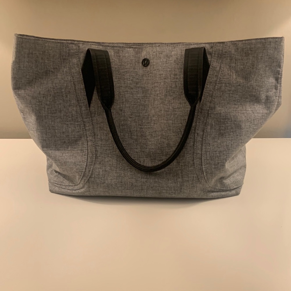 Lululemon Shoulder Tote